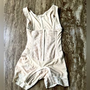 Ardyss body magic shaper style 22